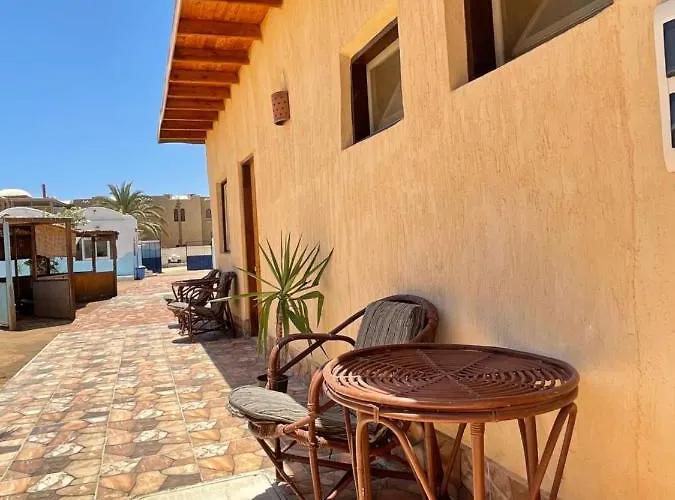 Dolphin Camp Kamp alanı Dahab